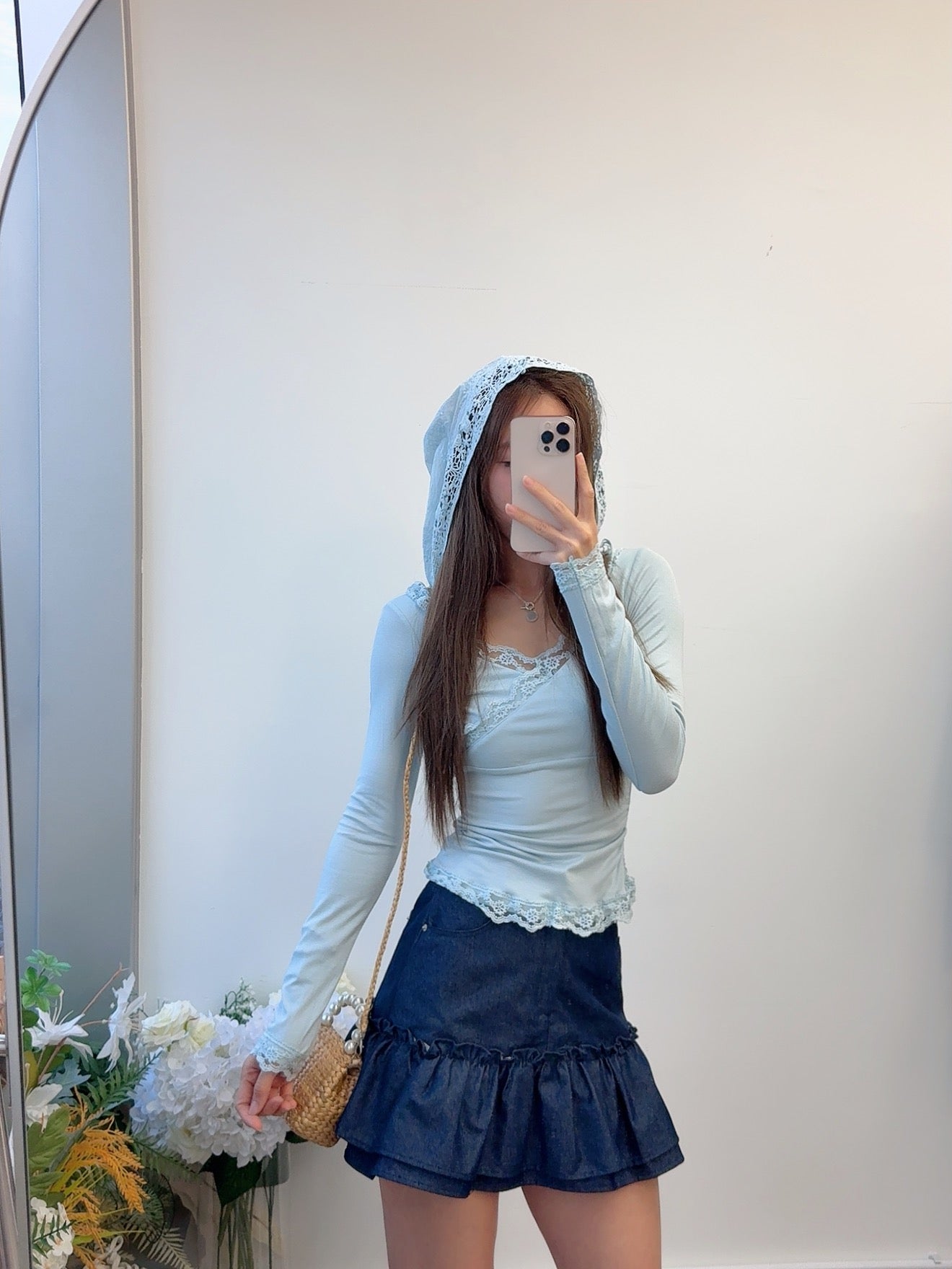 CU -lace top with hat