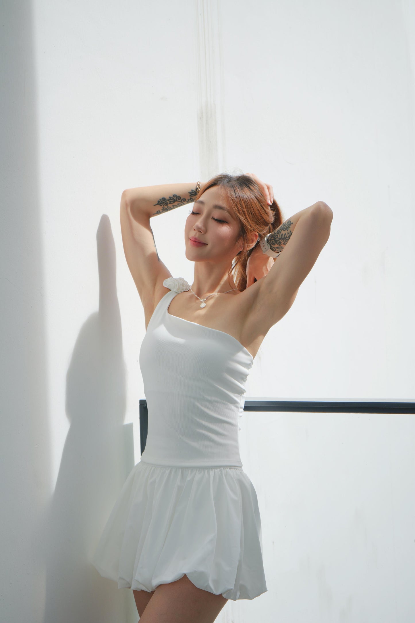 Floral one- shoulder Bra Top