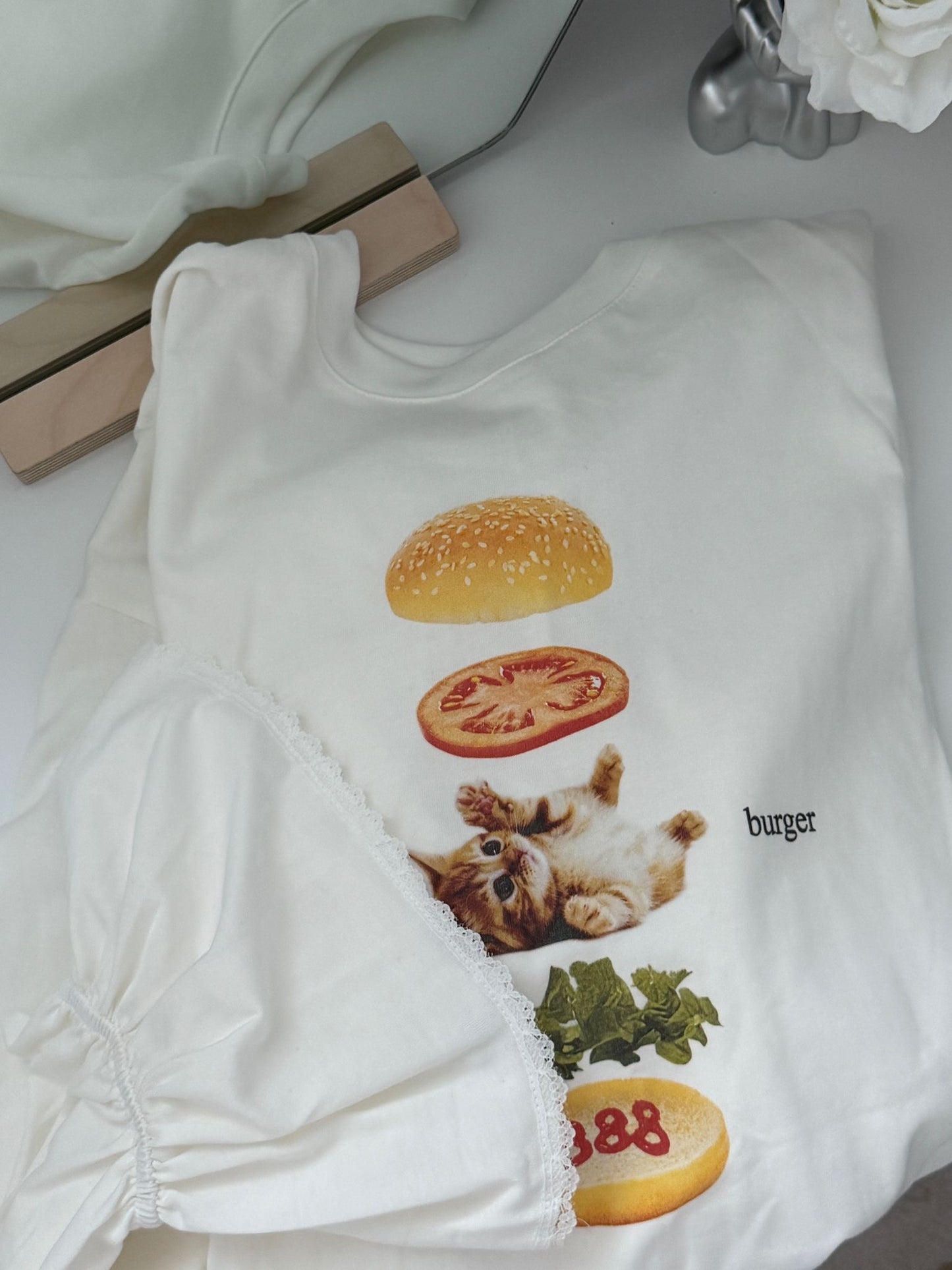 CU- Cute style喵喵喇叭袖T shirt
