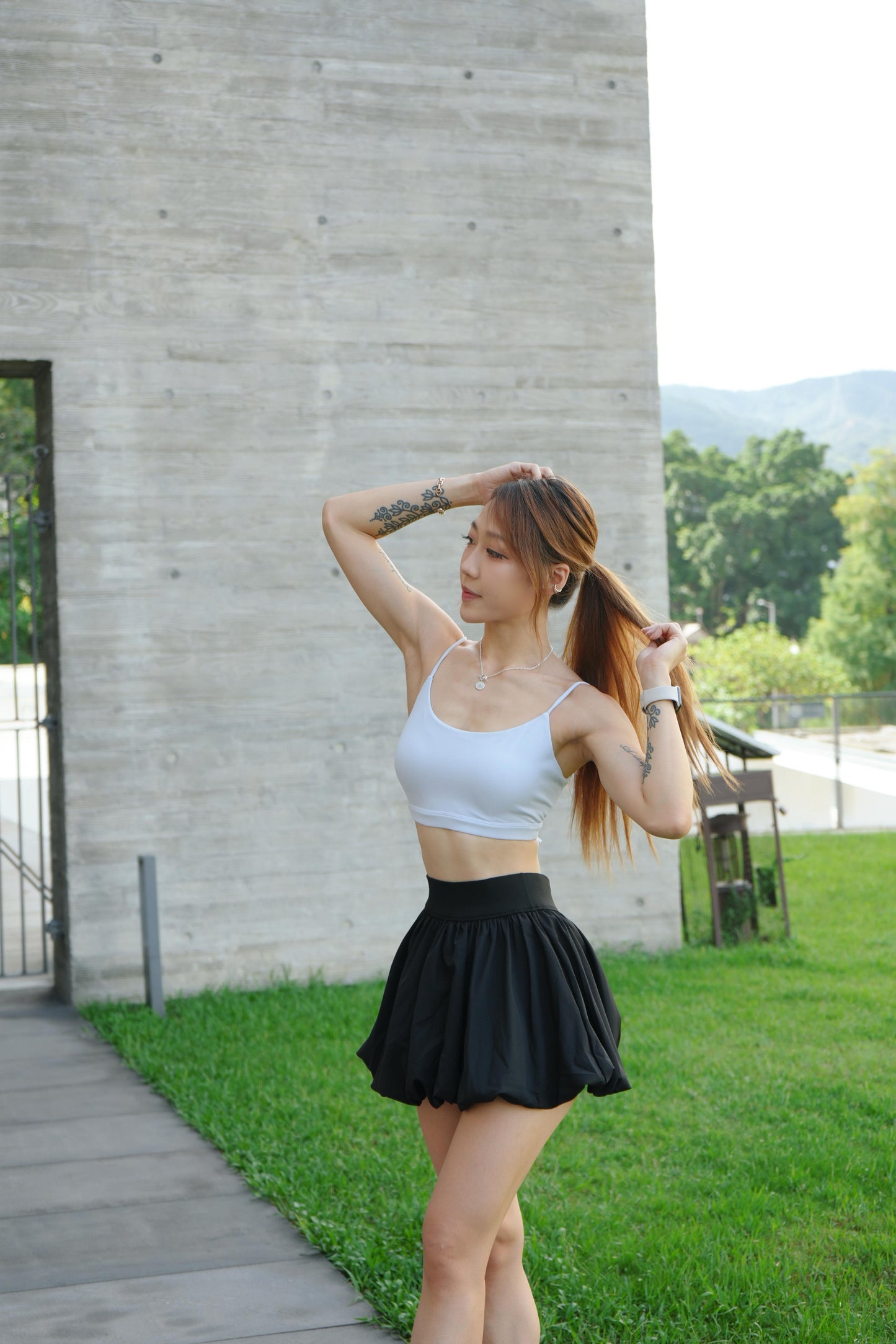 Tinkle backless top