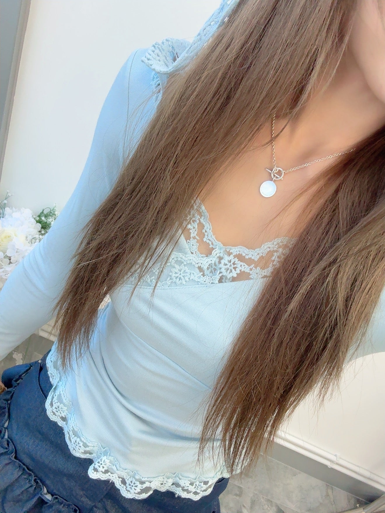 CU -lace top with hat