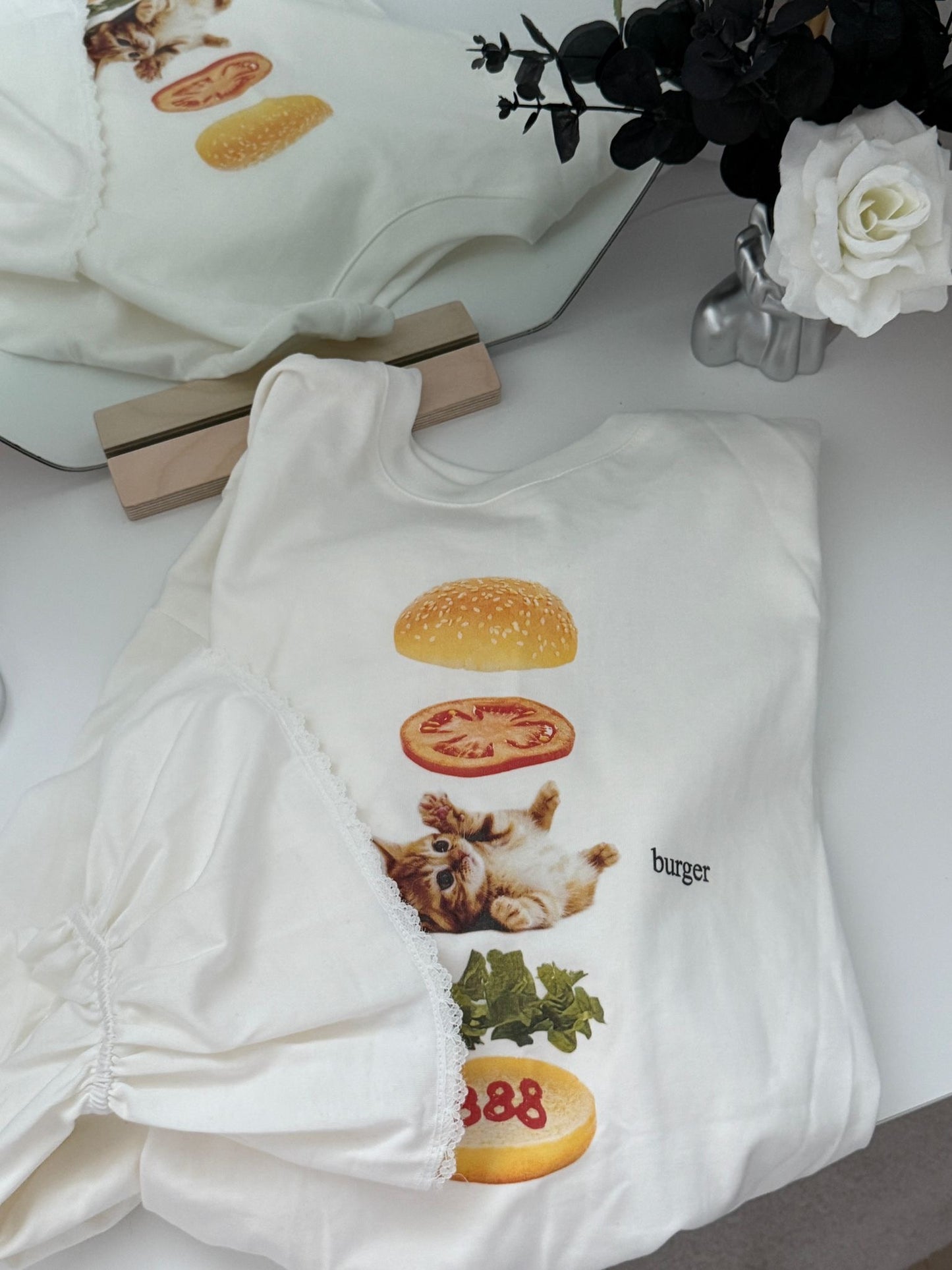 CU- Cute style喵喵喇叭袖T shirt