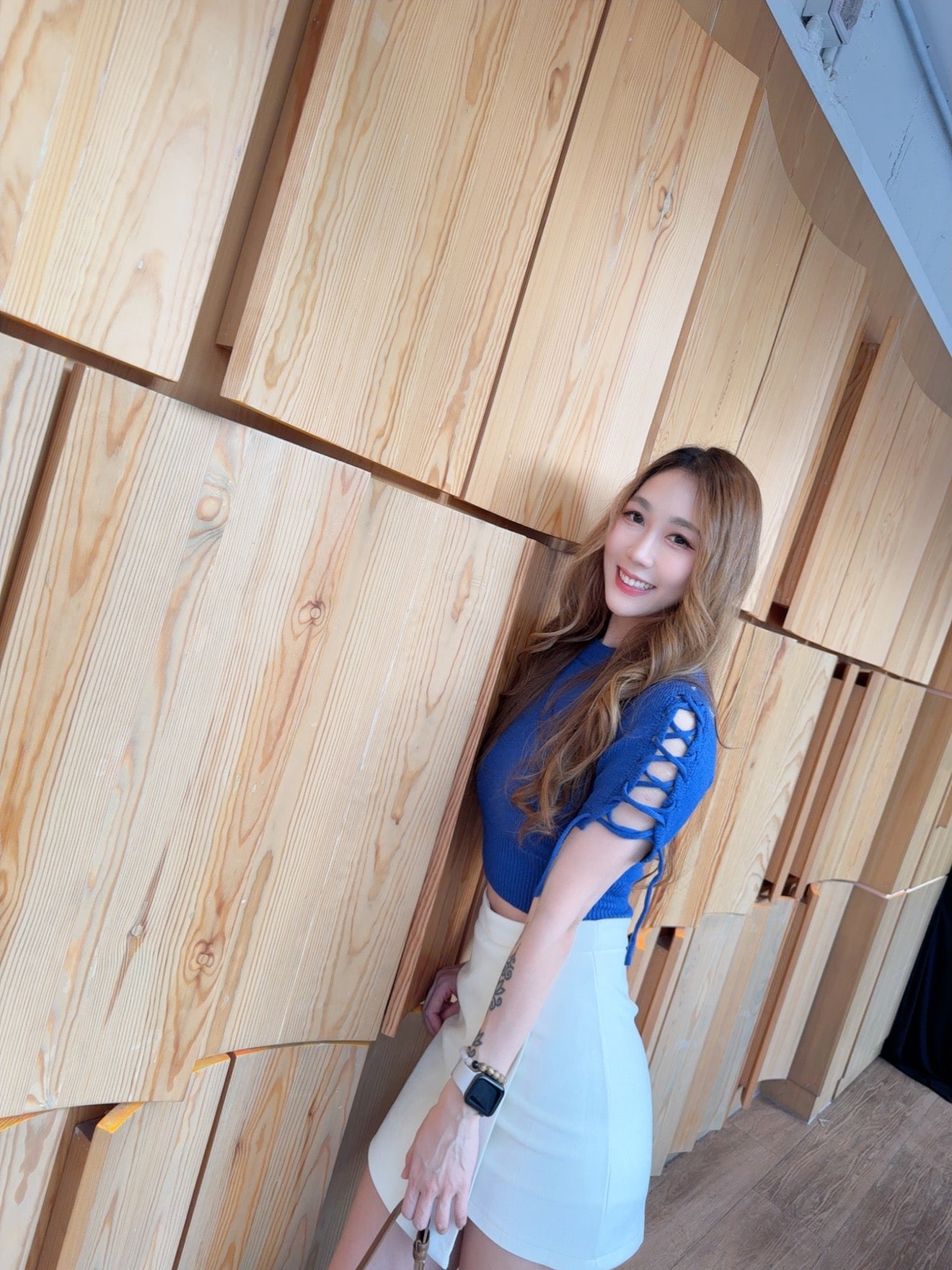 寶藍短袖麻花top