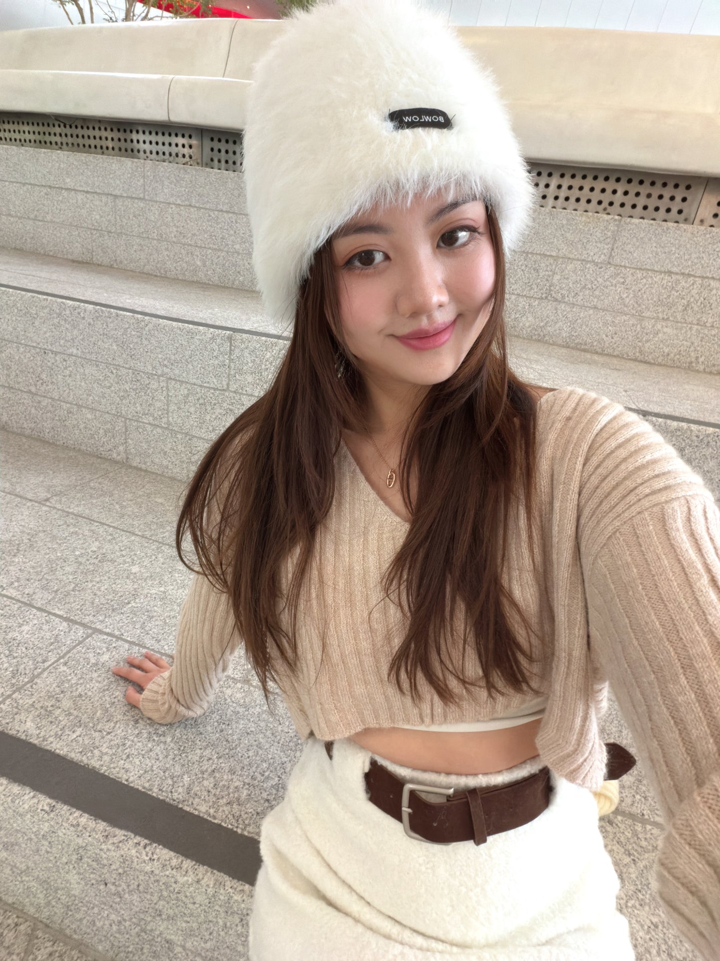 粗坑紋前短後長crop top (白/杏）