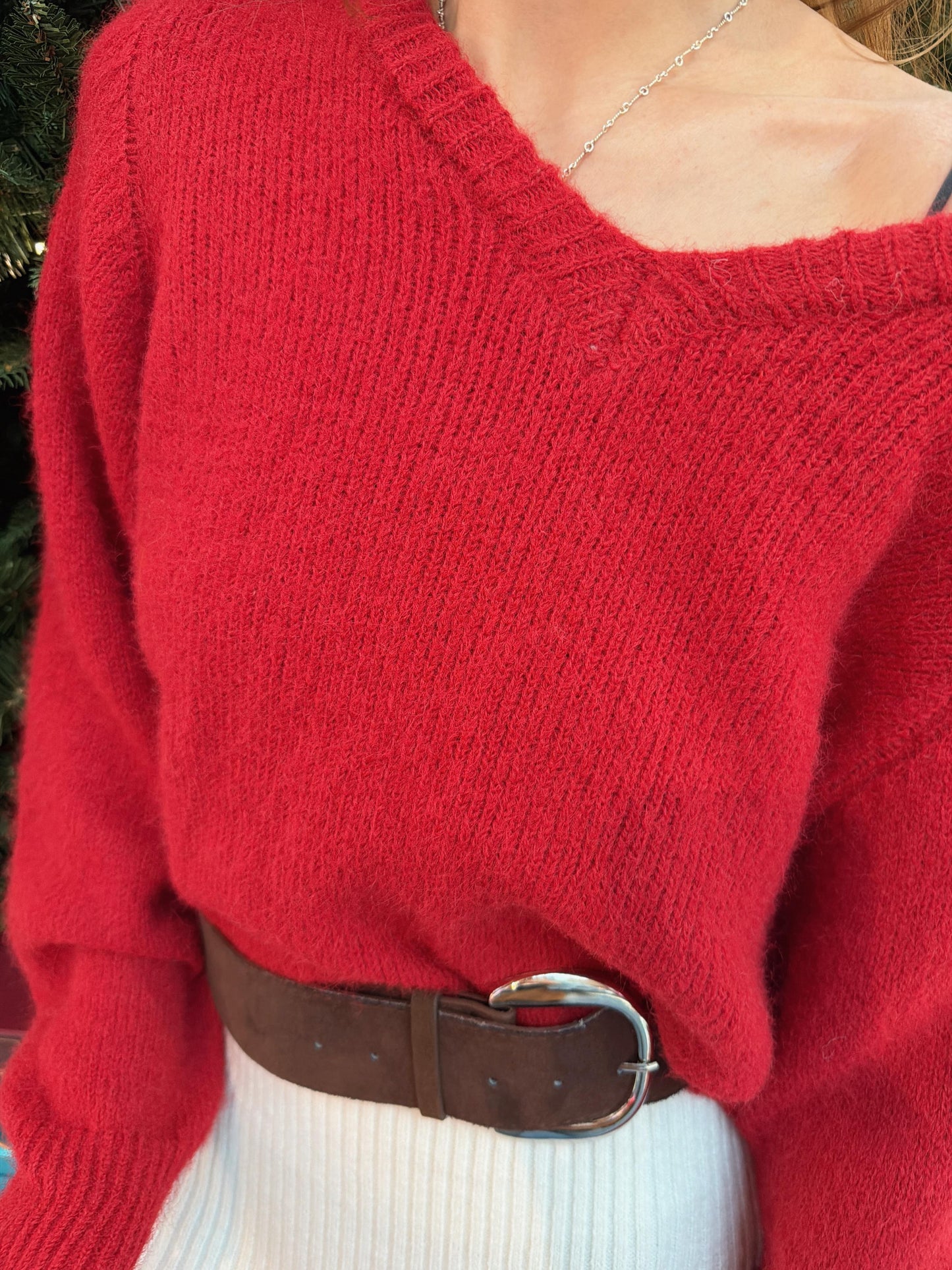 超有血色感！紅色軟棉棉V領冷衫