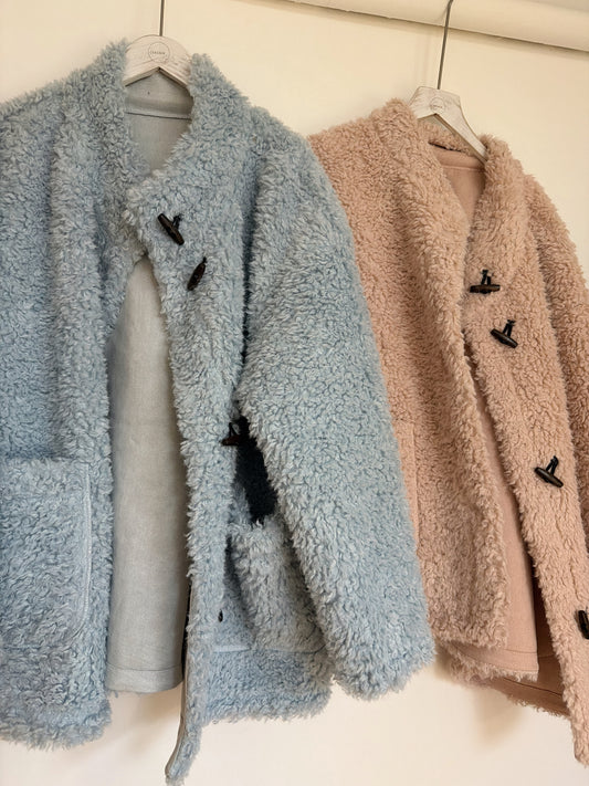 Candy色毛毛企領中長外套