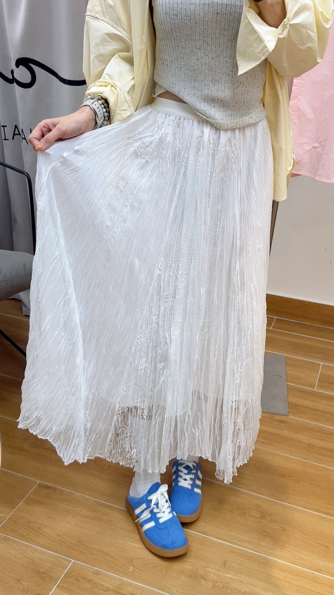 CU- see-through lace skirt (black/white)
