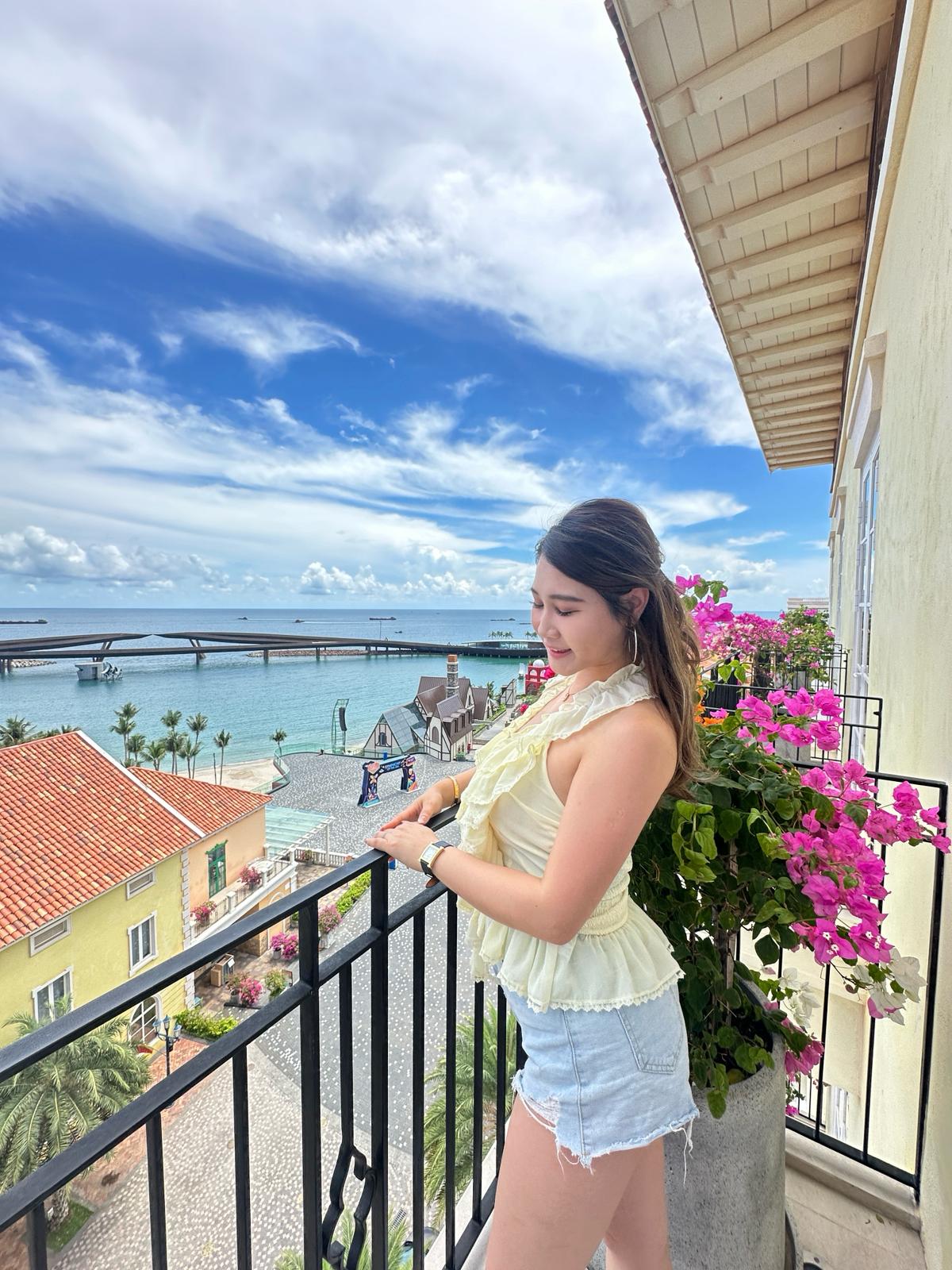 Reliy top (peach/yellow/white)