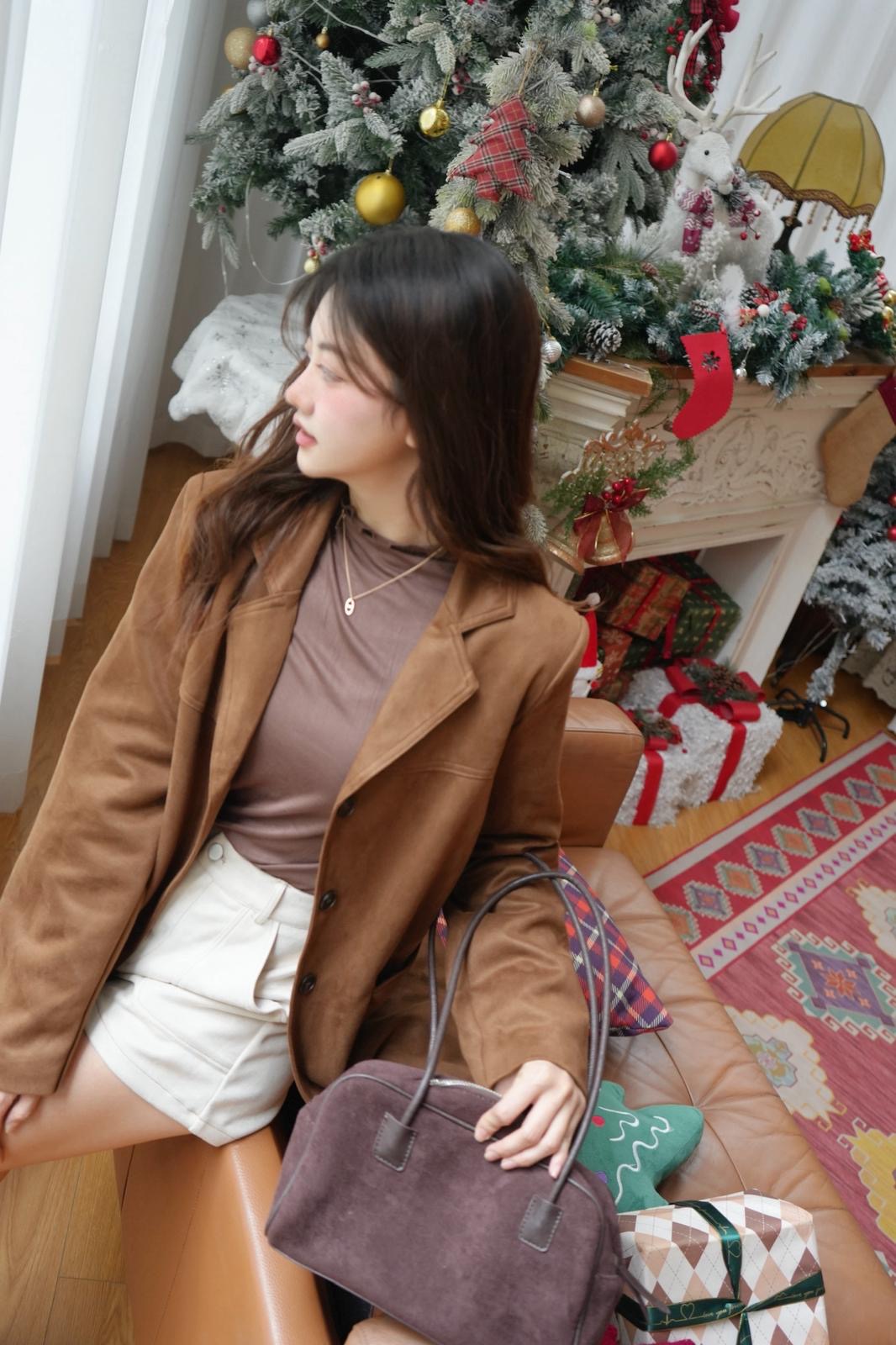 Christmas set-essential