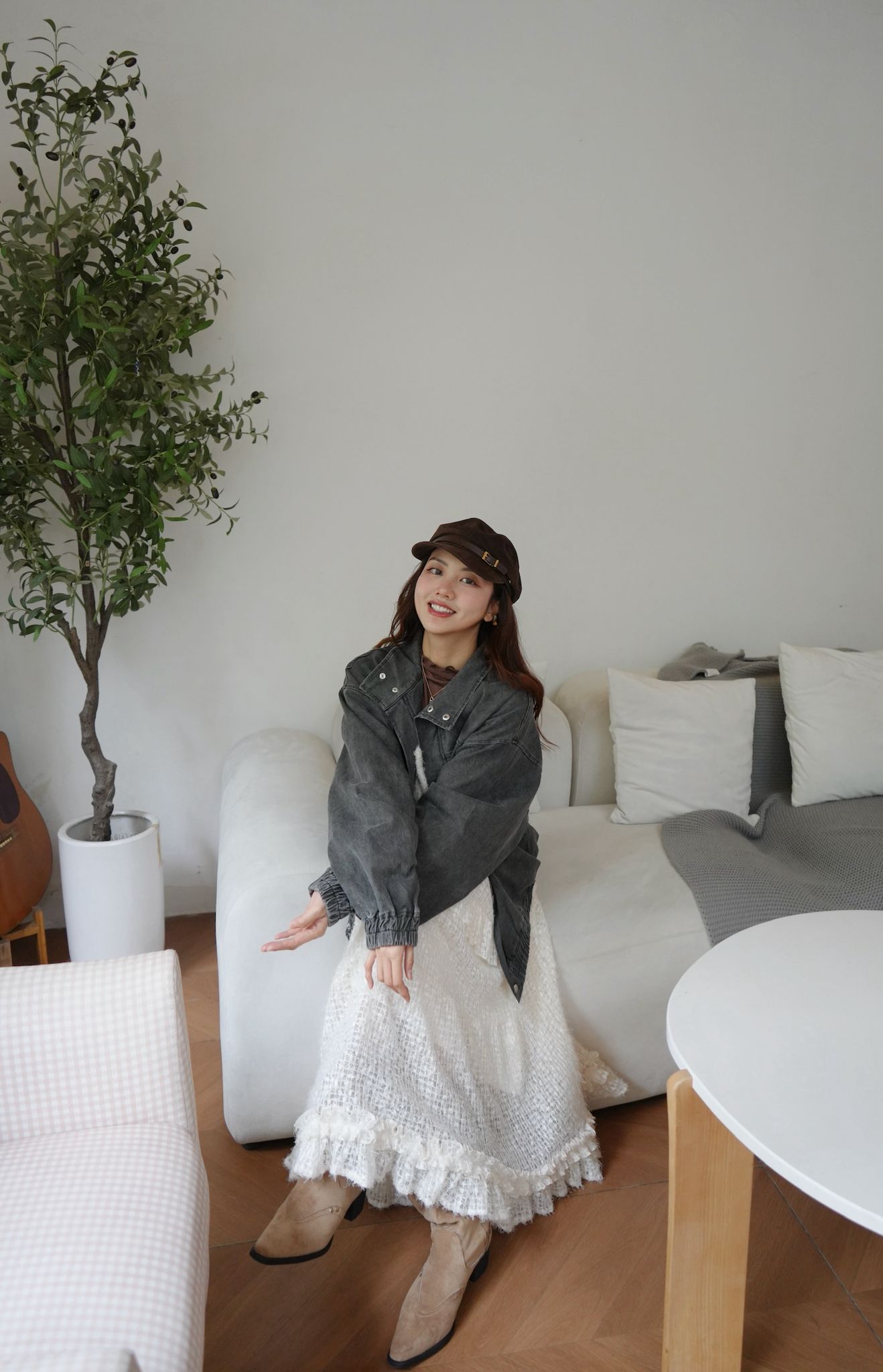 灰黑型格中長牛仔褸