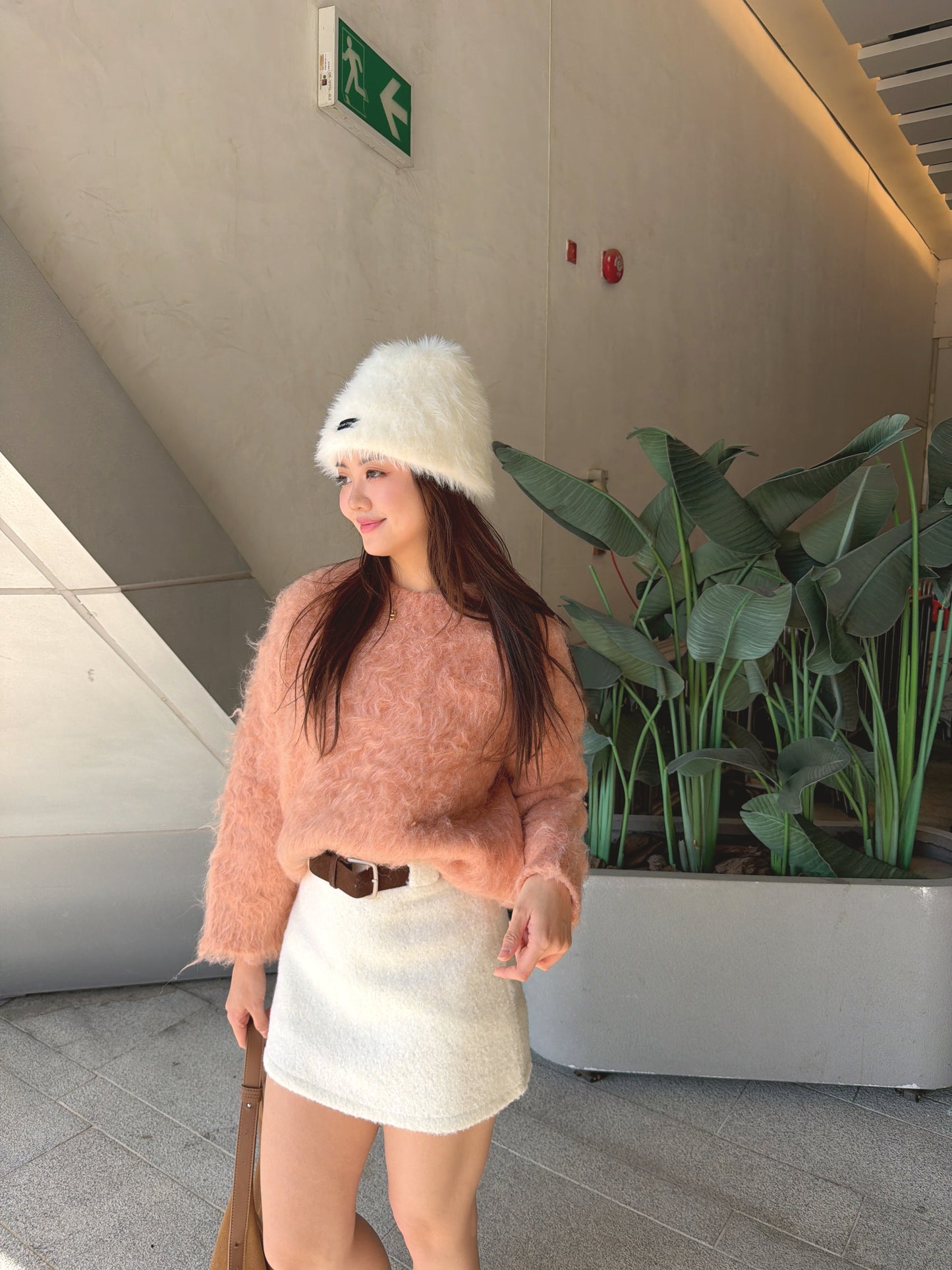 自帶胭脂感！珊瑚粉軟滑毛毛上衣