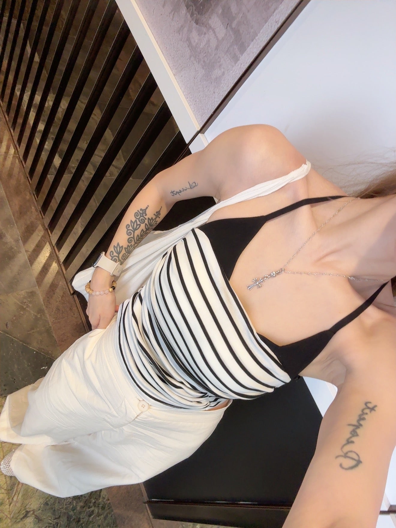 CU-間條拼接bra top (黑/白）