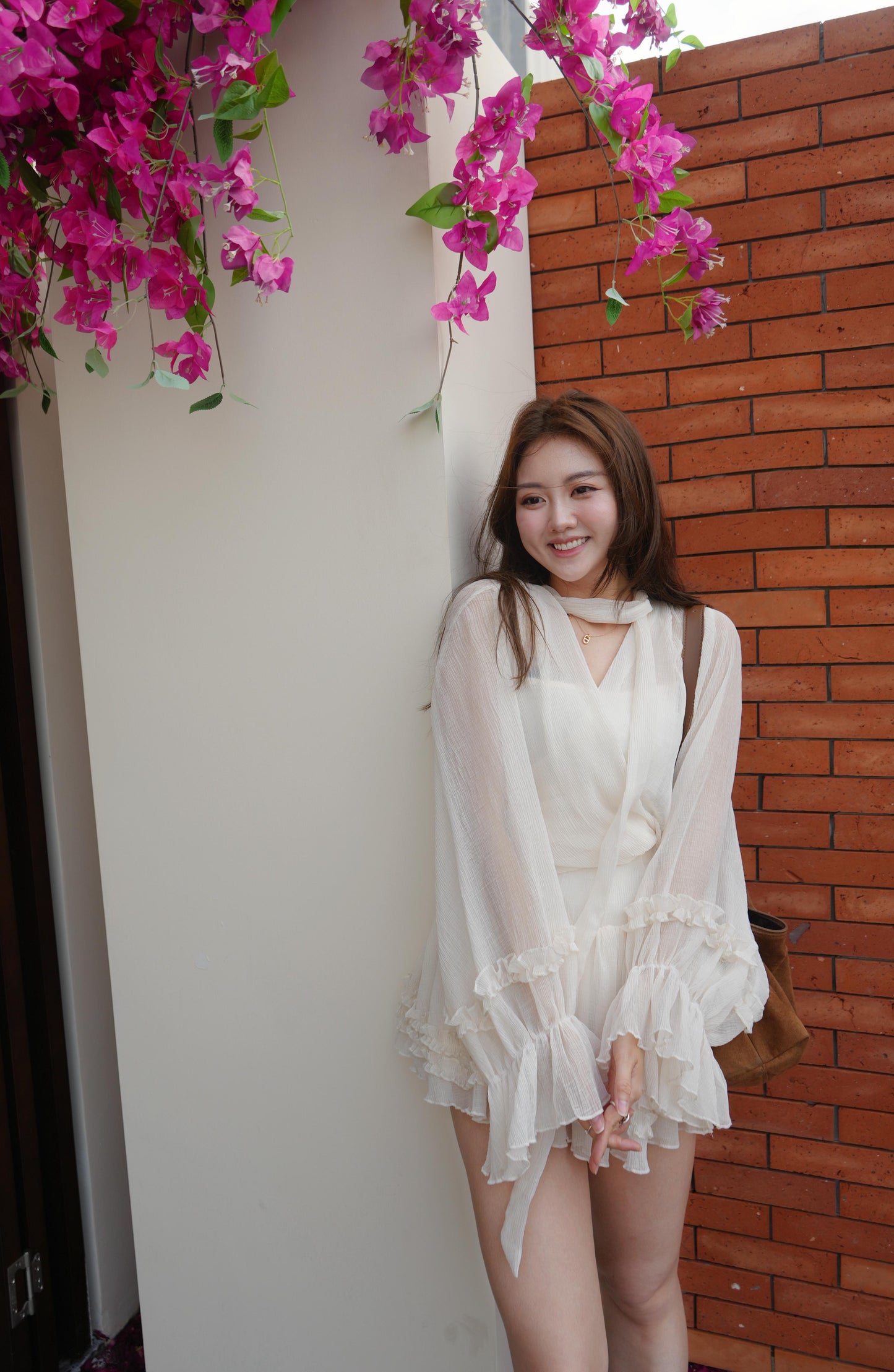 CU推薦* 透紗V領蓬蓬連身裙（淺杏）