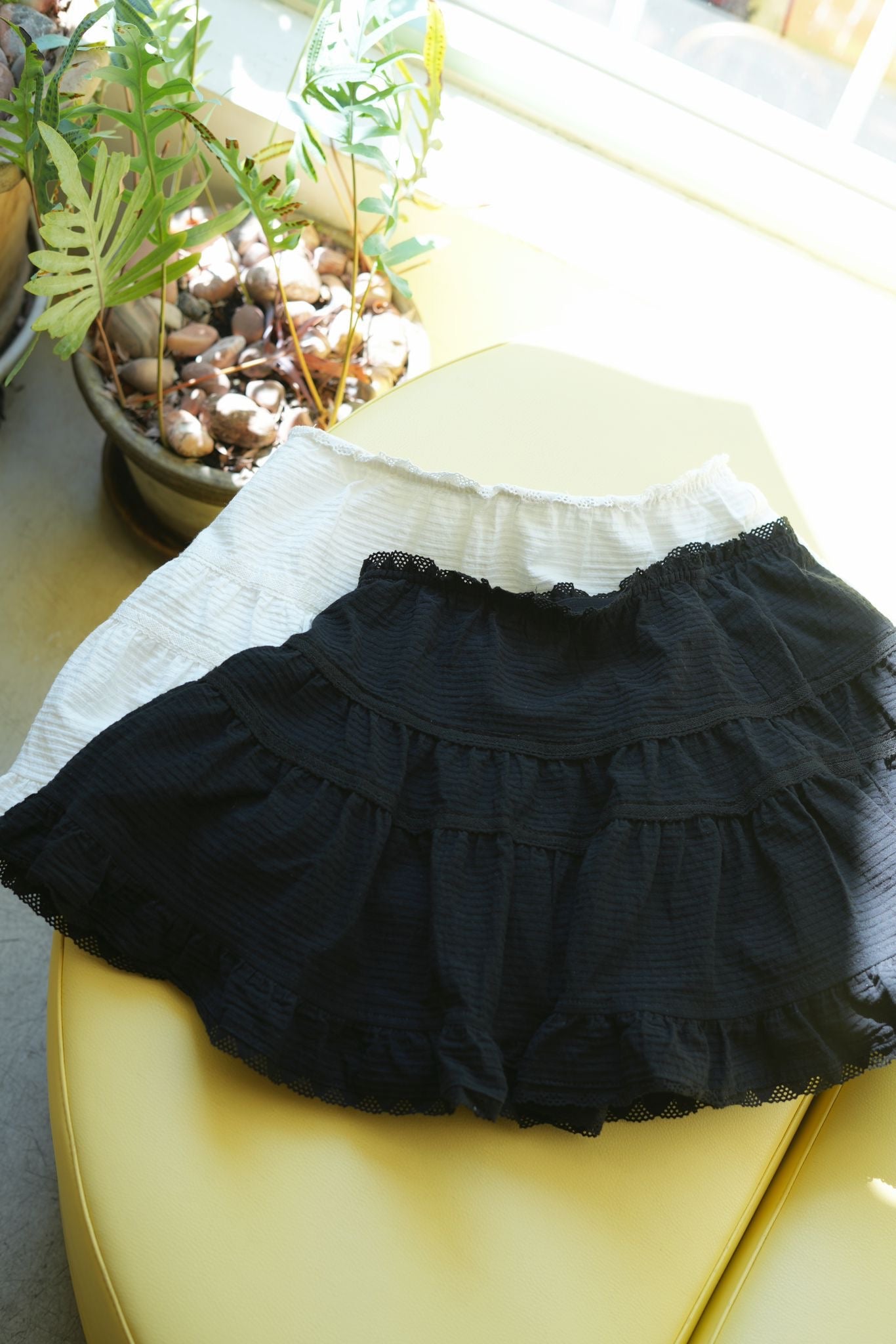 CU-layer skirt (black/white)
