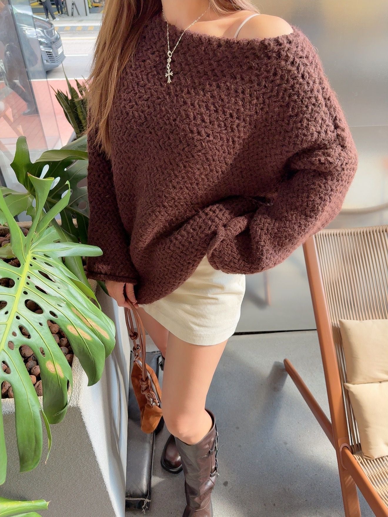 CU 慵懶大針織斜膊冷衫