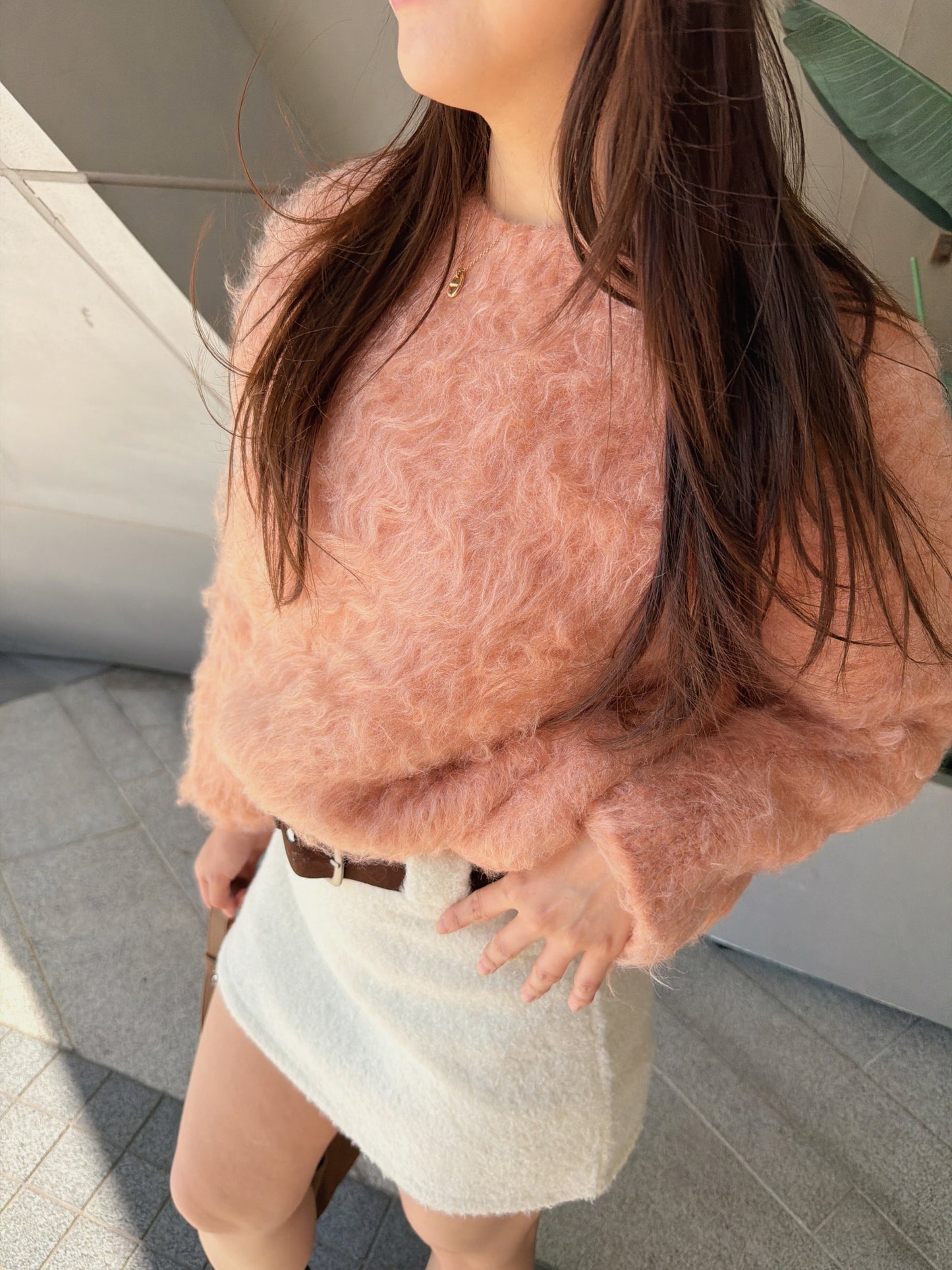 自帶胭脂感！珊瑚粉軟滑毛毛上衣