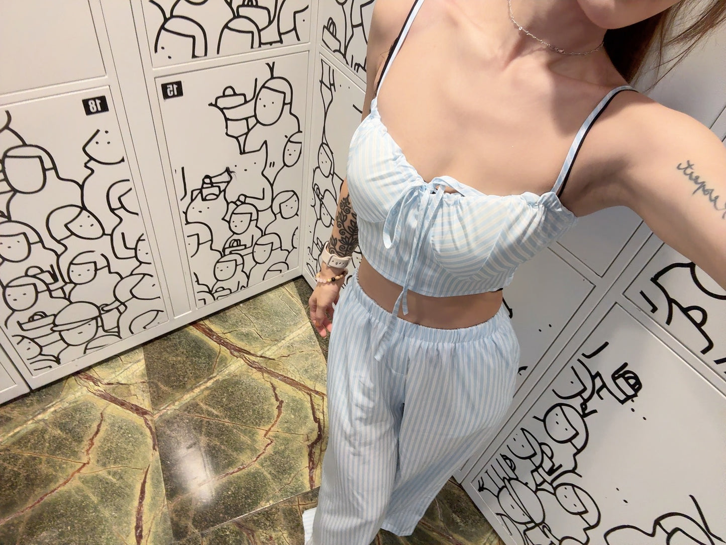CU-冰感吊帶crop JK SET