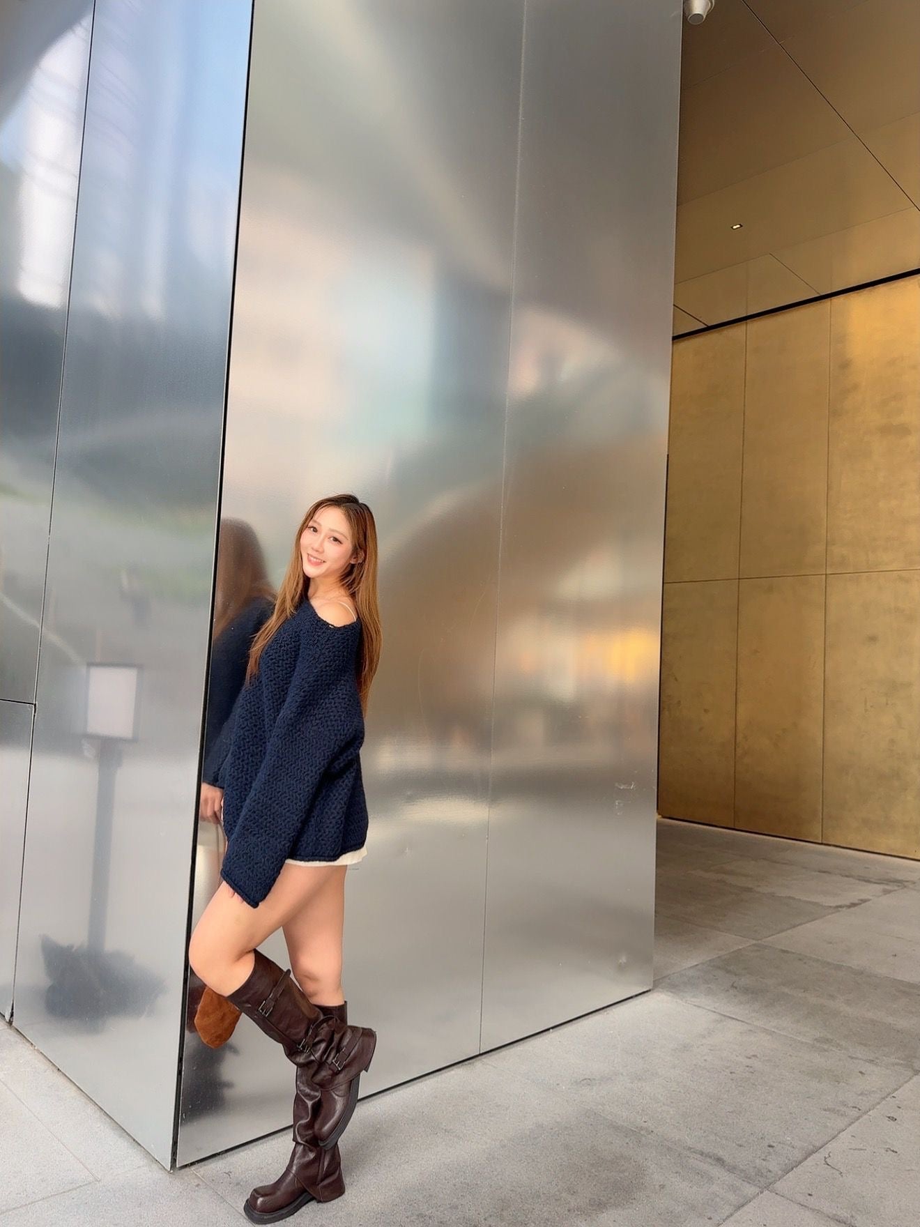 CU 慵懶大針織斜膊冷衫