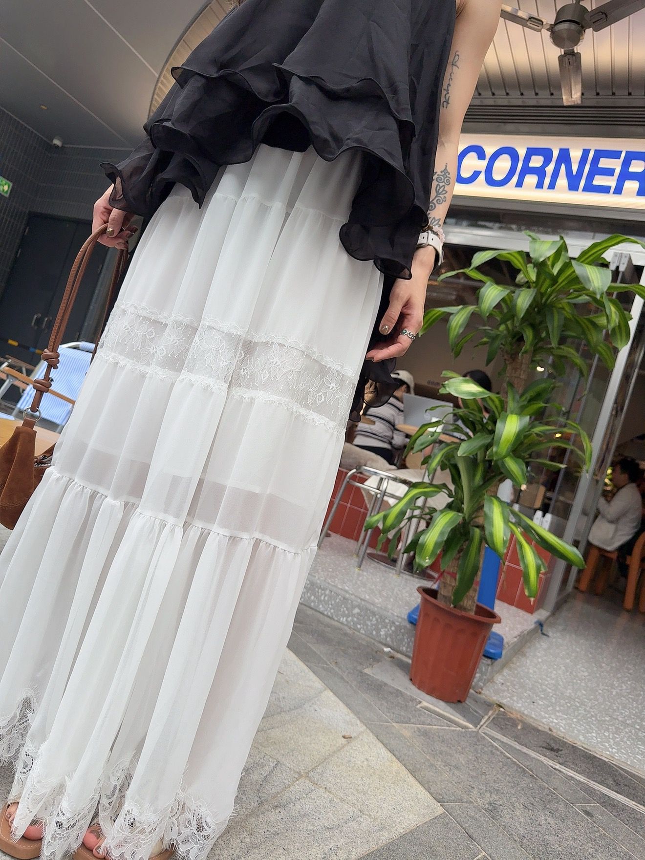 CU- Lily Lace Dress(black/white)