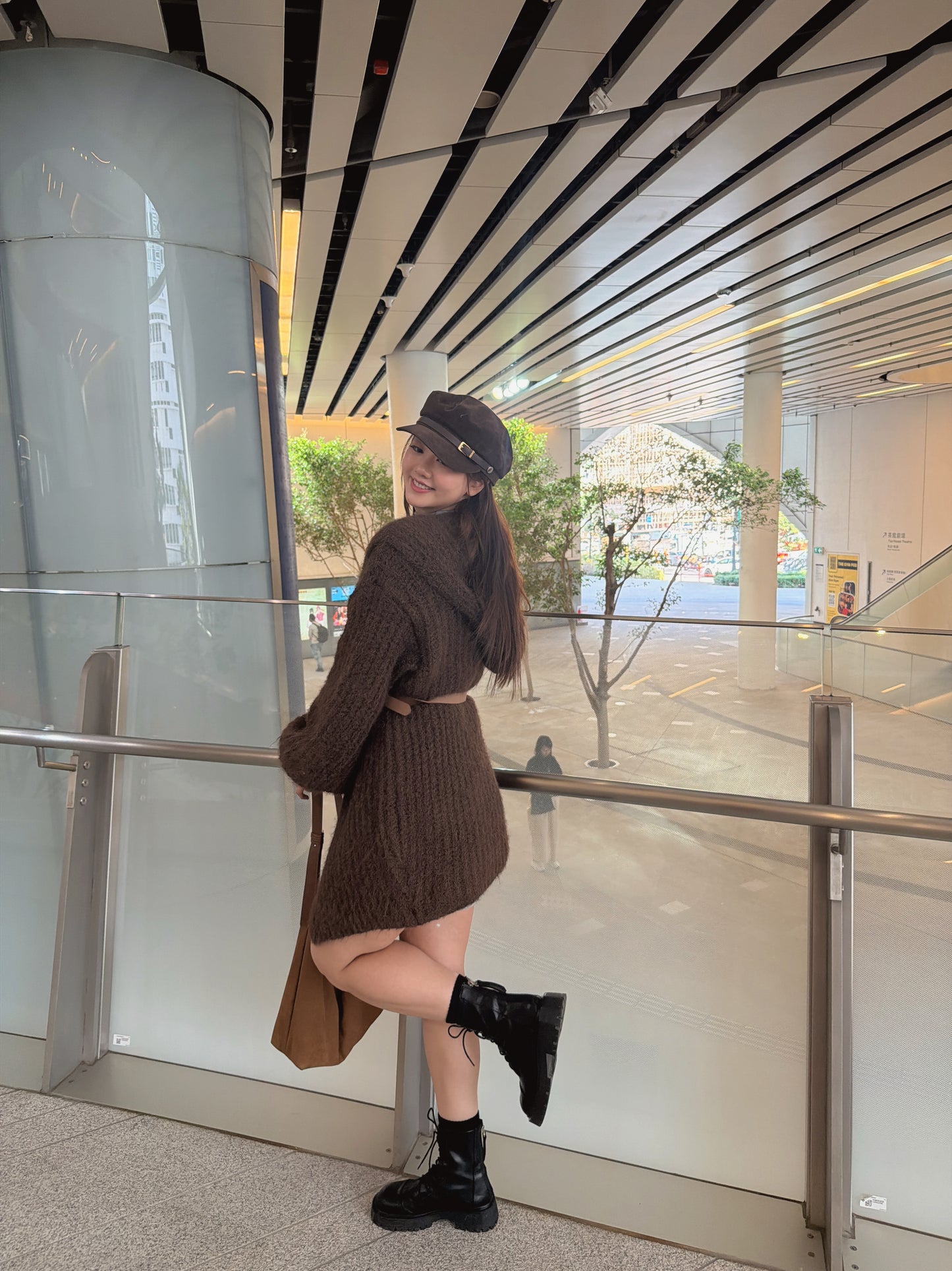 推介2穿！大冷帽泡泡袖中長外套&OPS