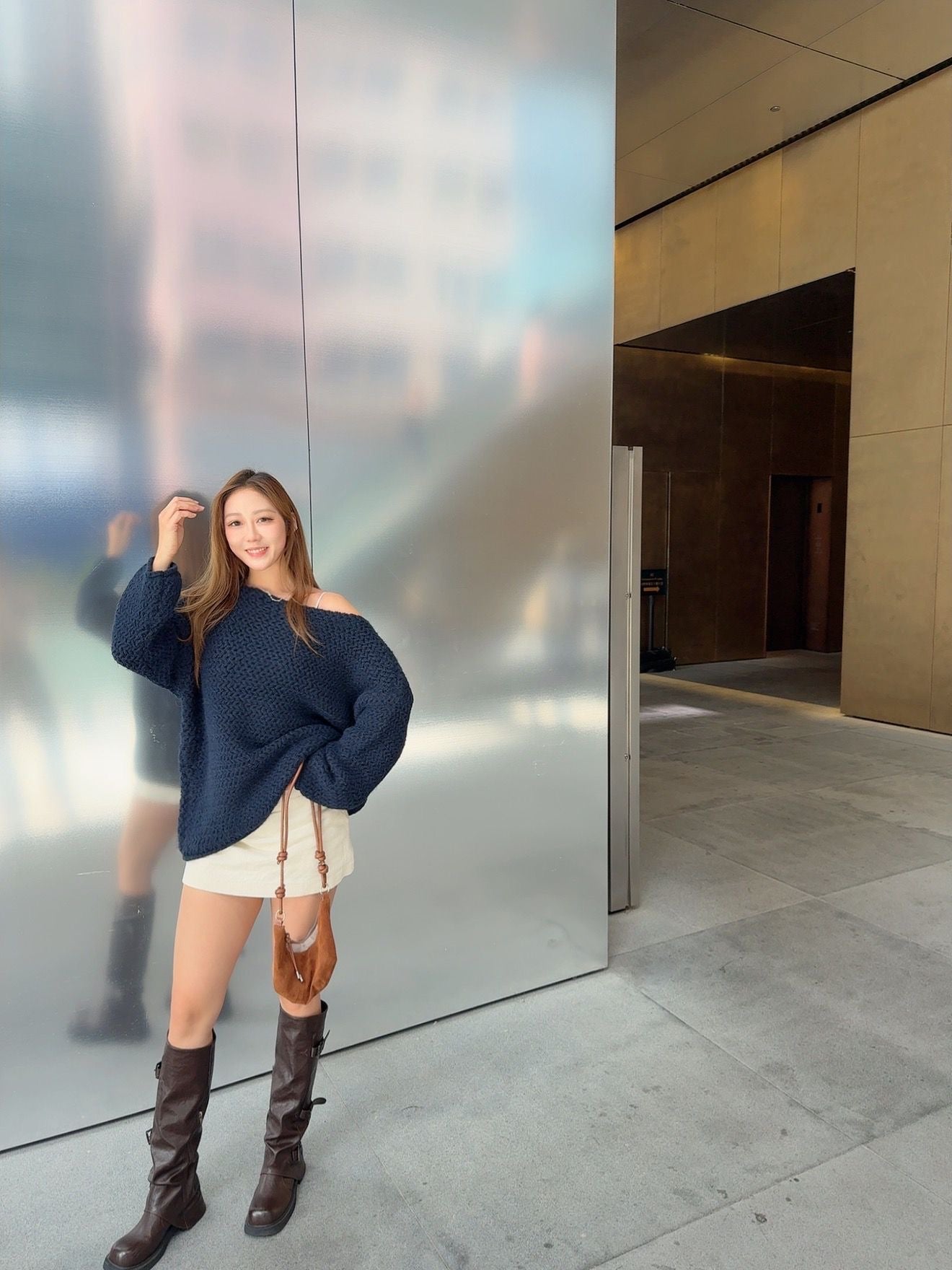 CU 慵懶大針織斜膊冷衫