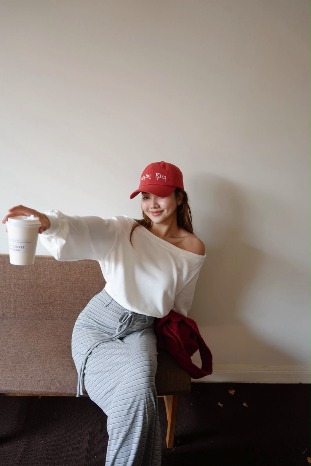 【Off-Shoulder Chic】極簡落肩收腰層次感長袖衛衣