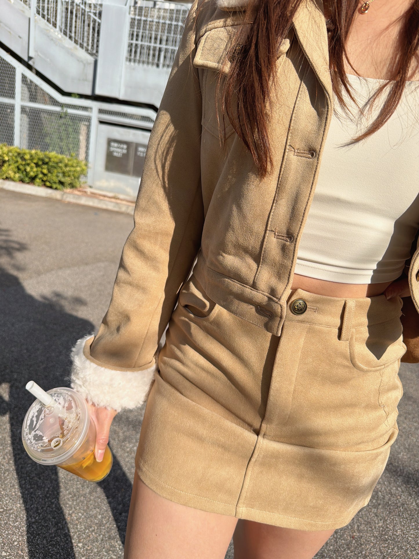 羽絨款毛毛領麂皮套裝裙（啡/奶茶）