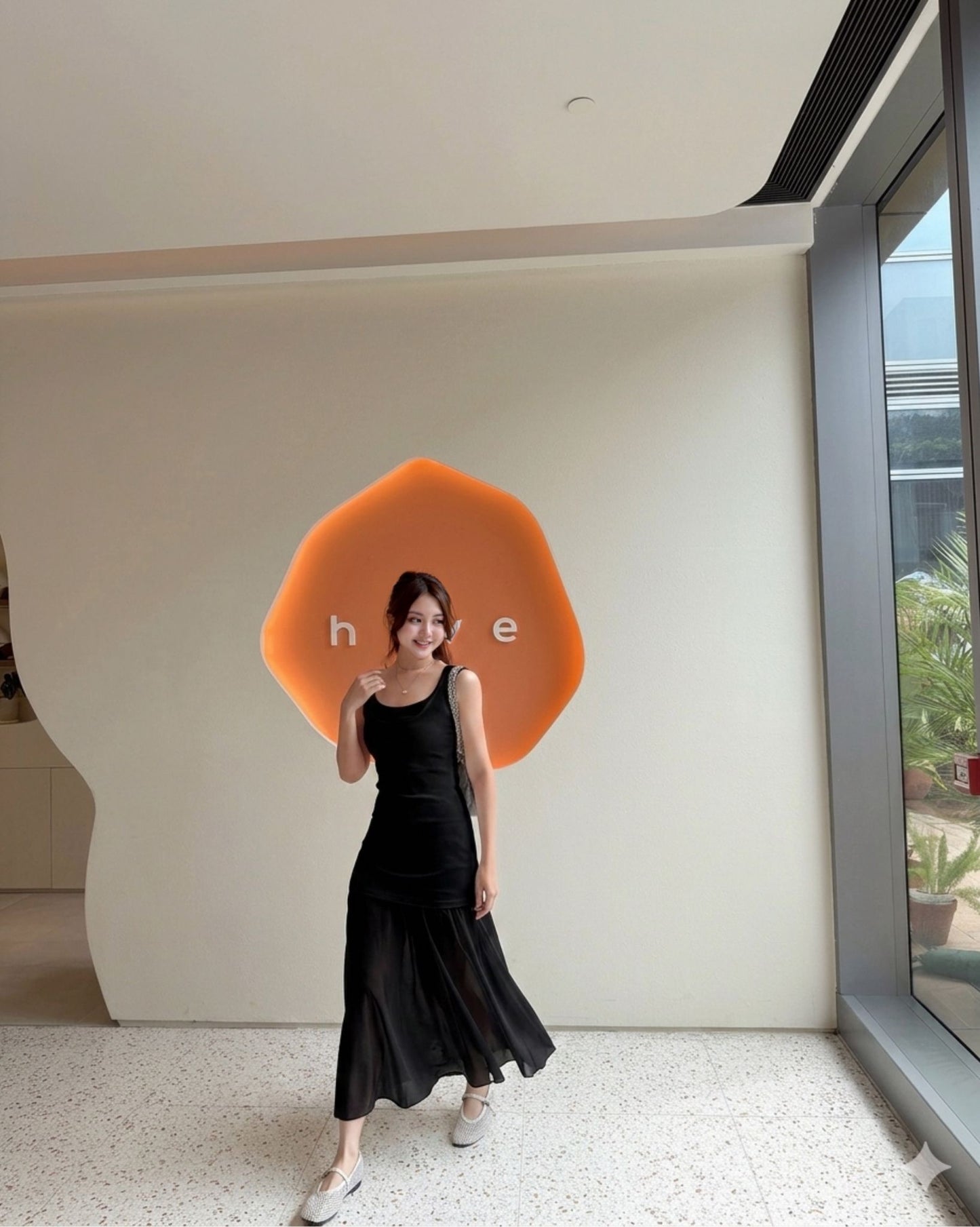 CU-背心裙拼接透視紗紗OPS(黑/白