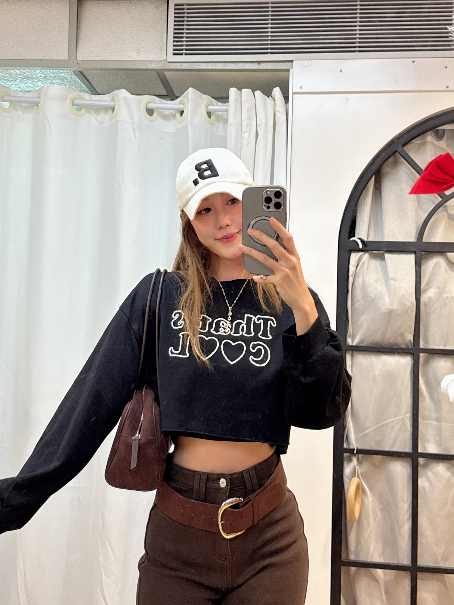 CU-薄身crop 長袖衛衣（黑/白）