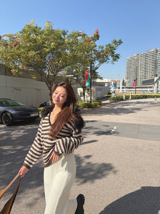 毛毛V領間條針織冷衫（黑/啡）