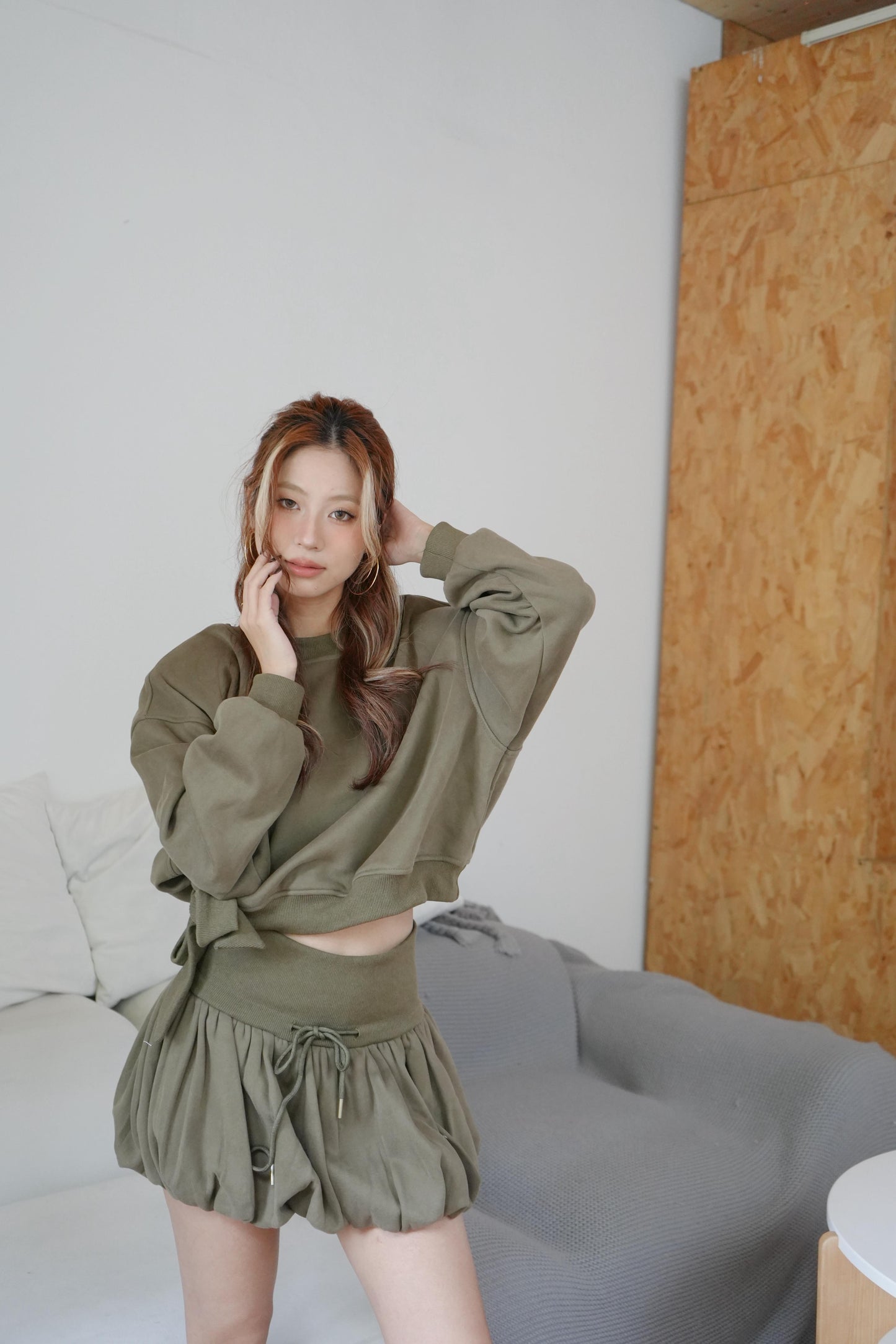 Ribbon crop top +bubble mini skirt