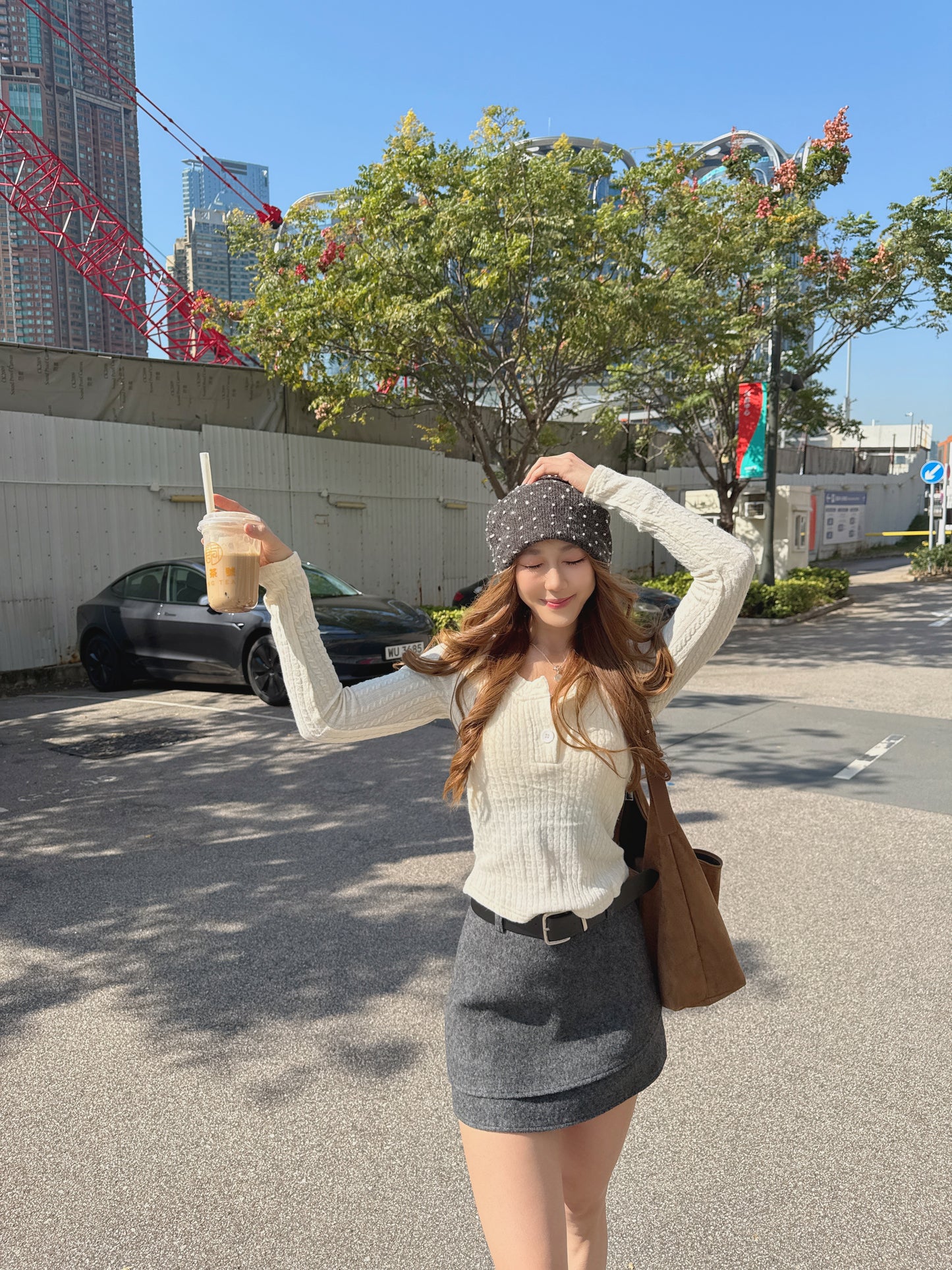 好身材挖腰麻花上衣（黑/白/啡）