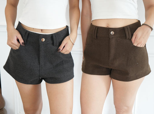 冬日絨面美臀小短褲