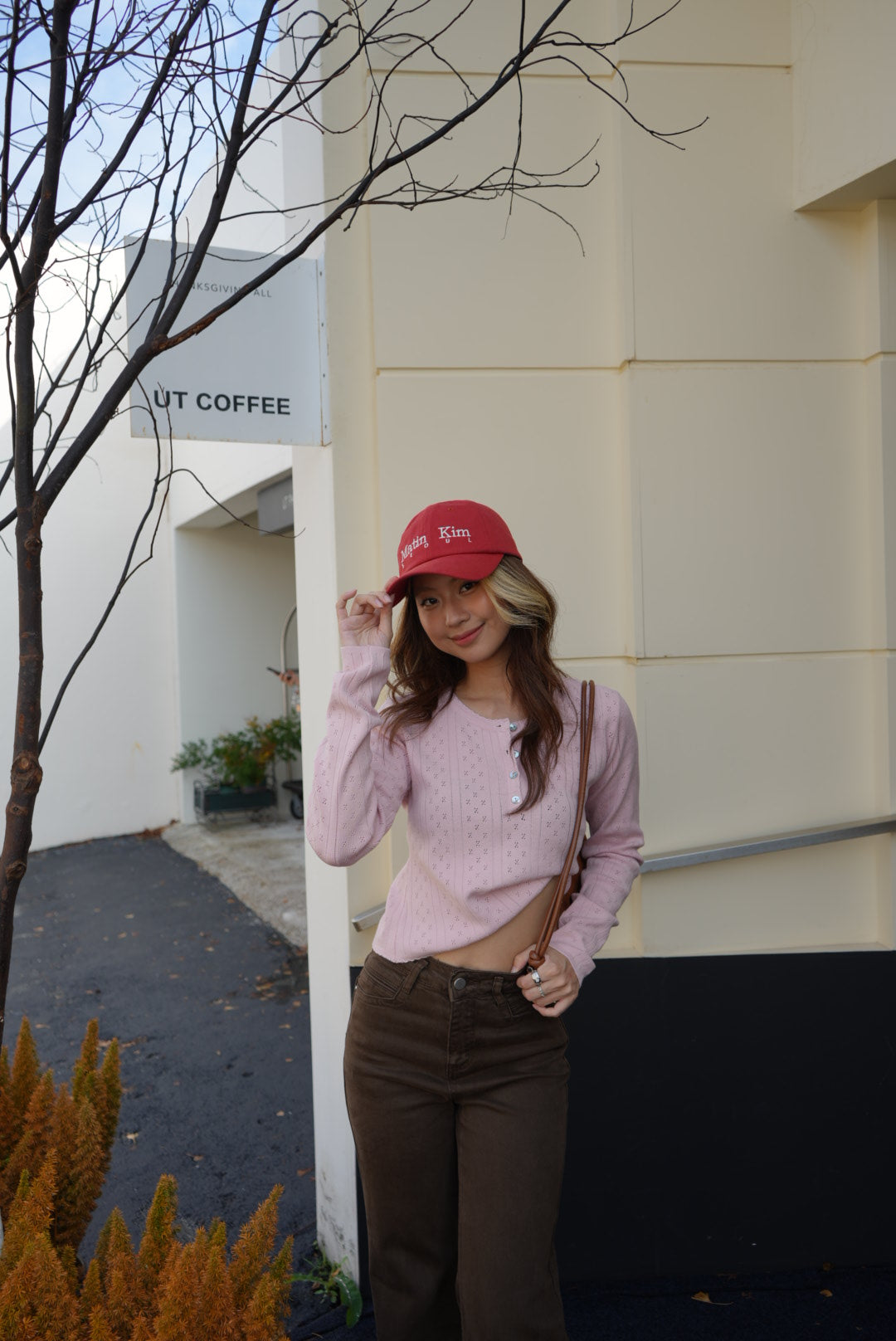 【Soft Chic】法式復古镂空圓領排扣針織上衣
