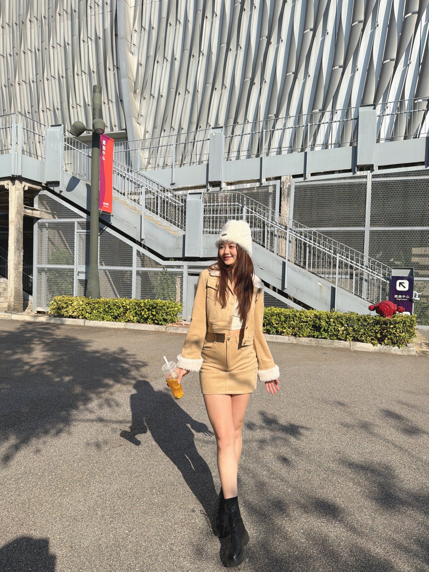 羽絨款毛毛領麂皮套裝裙（啡/奶茶）