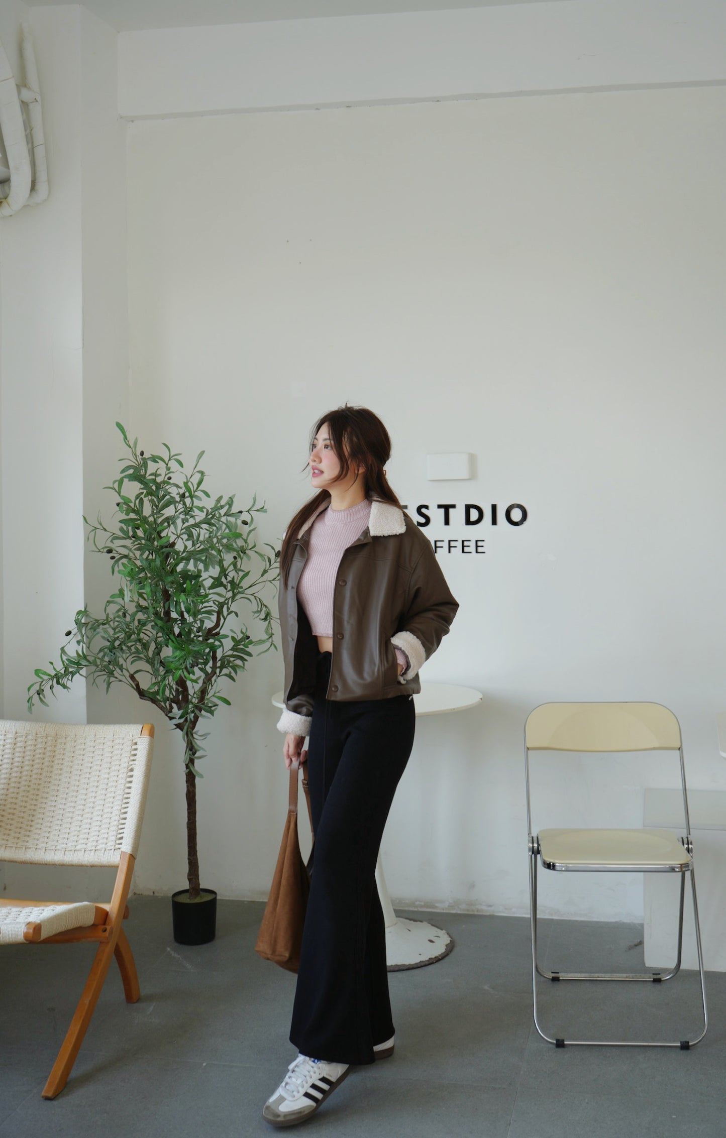 毛毛領拼皮夾棉外套