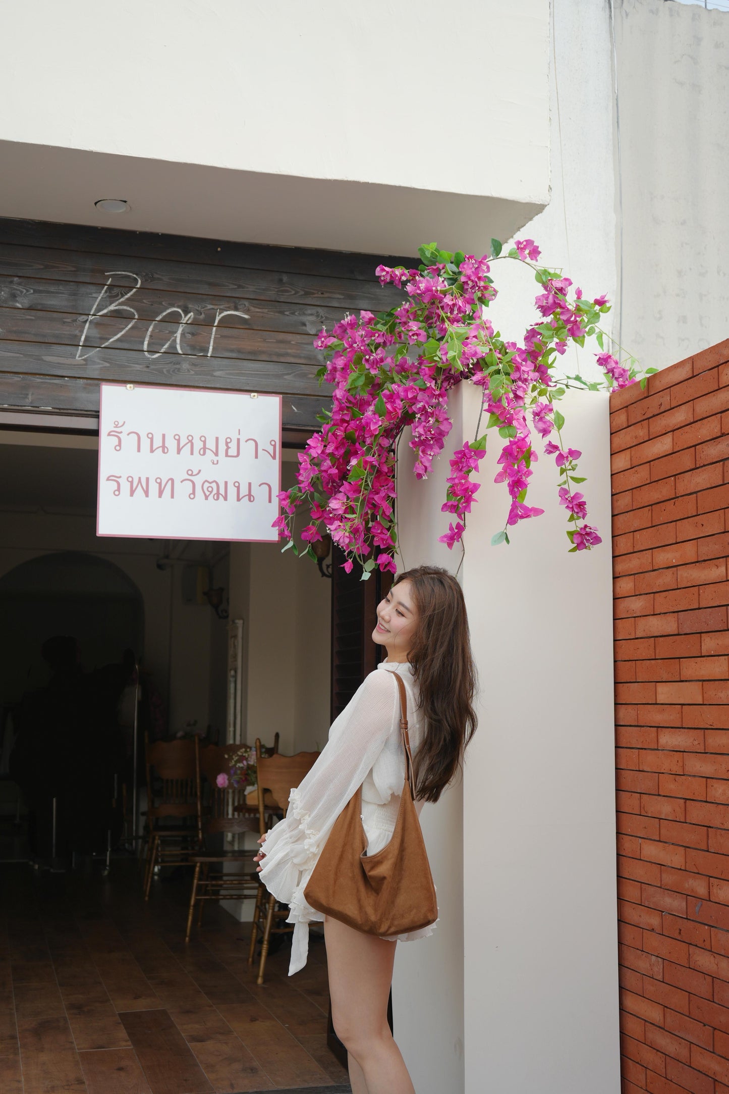 CU推薦* 透紗V領蓬蓬連身裙（淺杏）