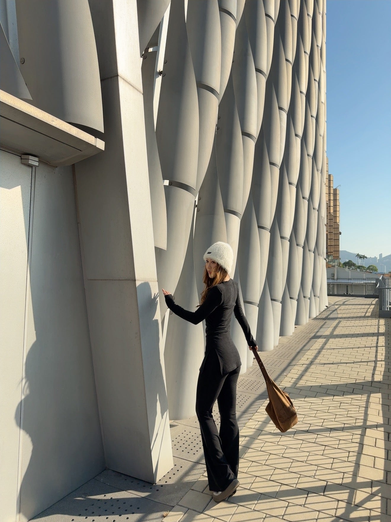 韓妹子S型彈力喇叭褲套裝（灰/啡）