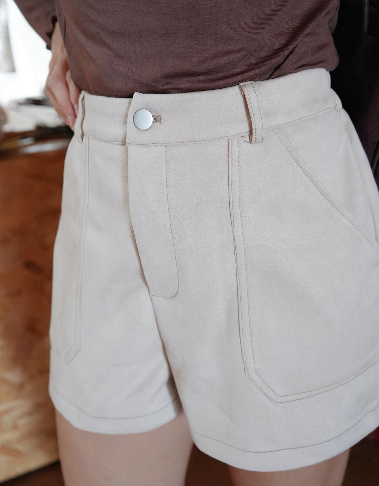 Christmas set-essential