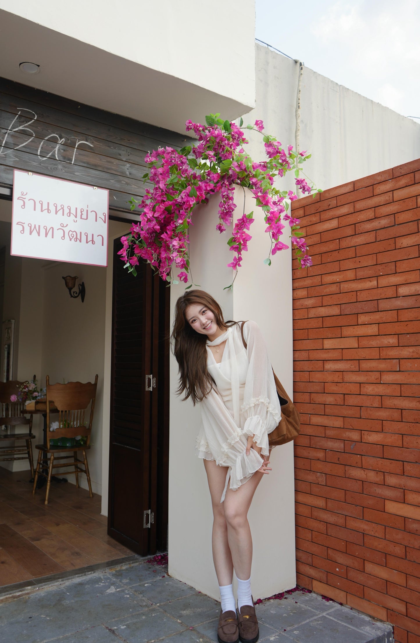 CU推薦* 透紗V領蓬蓬連身裙（淺杏）