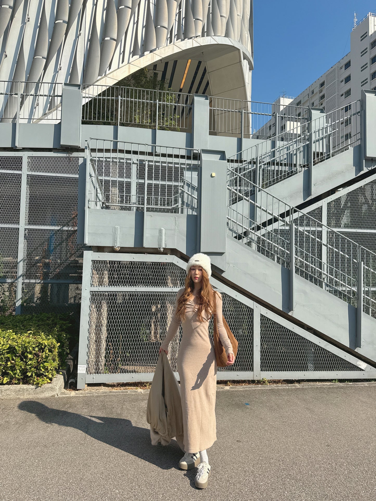 完美S型！ 加絨超顯瘦掛頸OPS